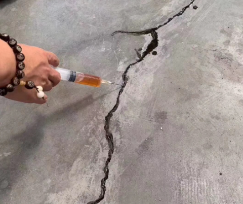 船营混凝土裂缝修补技术详解​